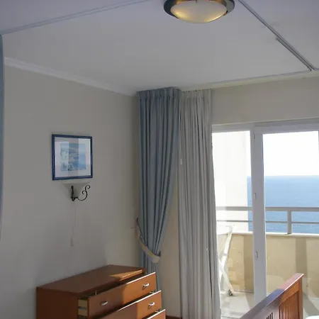 Beautiful With Sea View Iv *
